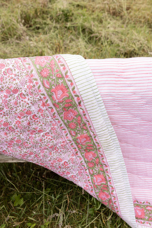 Sconset Quilt - Coastal Brahmin